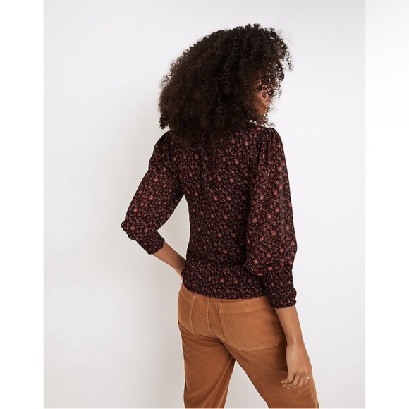 Madewell (Re)sourced Georgette Smocked-Cuff Button-Top in Orchard Floral size 2 - Picture 6 of 6